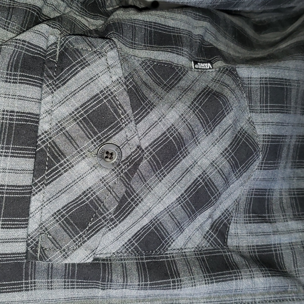 Vans Plaid Long Sleeve  Button Down Shirt - Picture 5 of 11